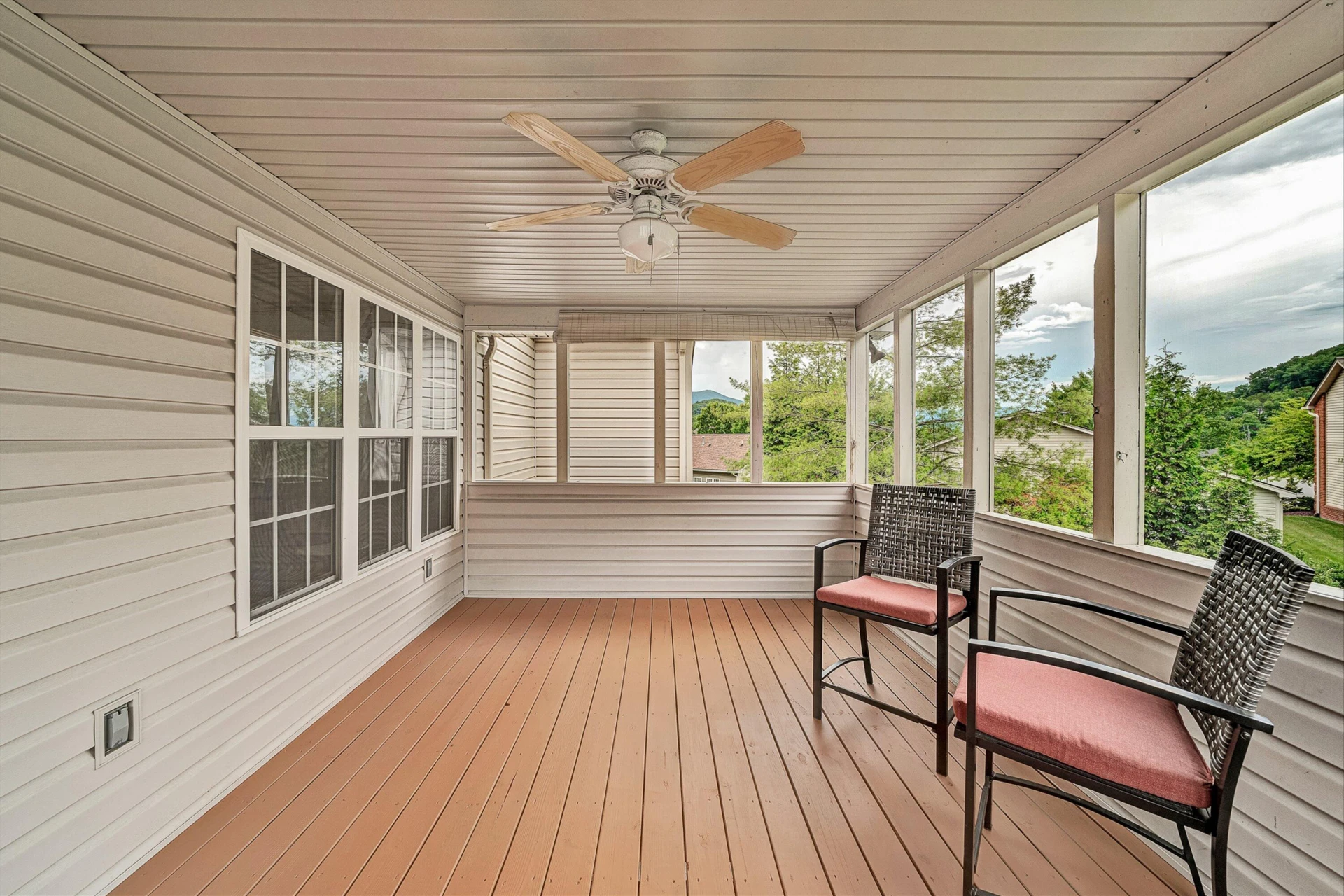 4018 Overlook Trail DR - Photo 17