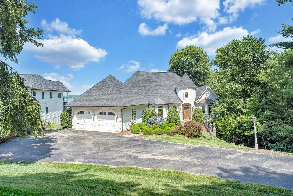 145 Lake Shore DR - Photo 113