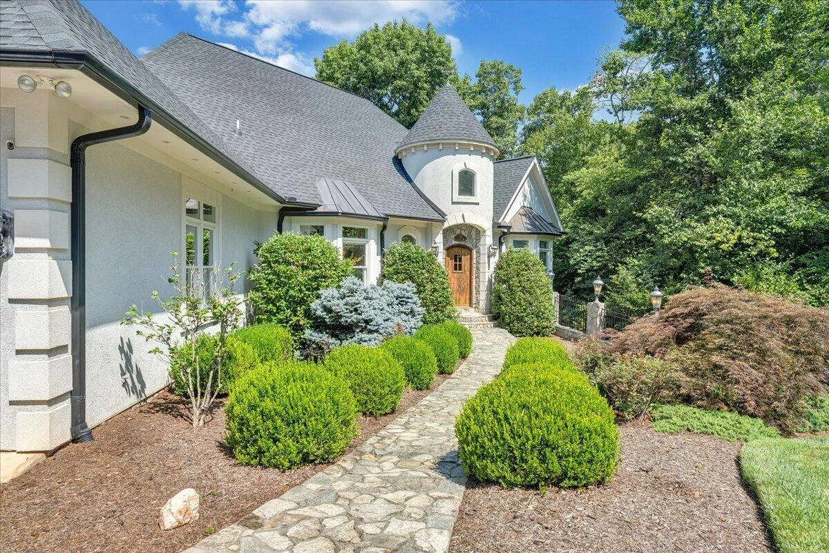 145 Lake Shore DR - Photo 12