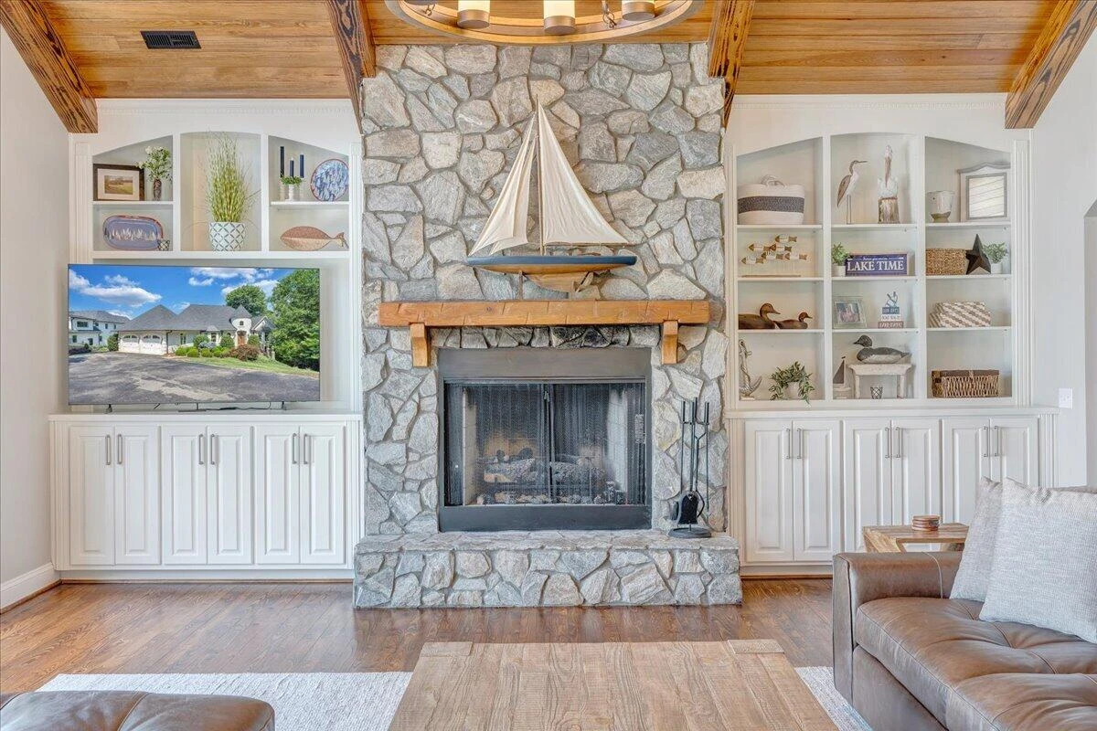 145 Lake Shore DR - Photo 35