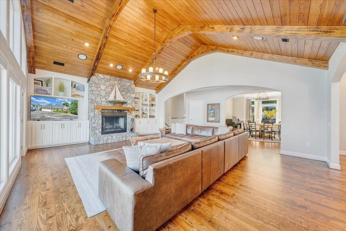 145 Lake Shore DR - Photo 36