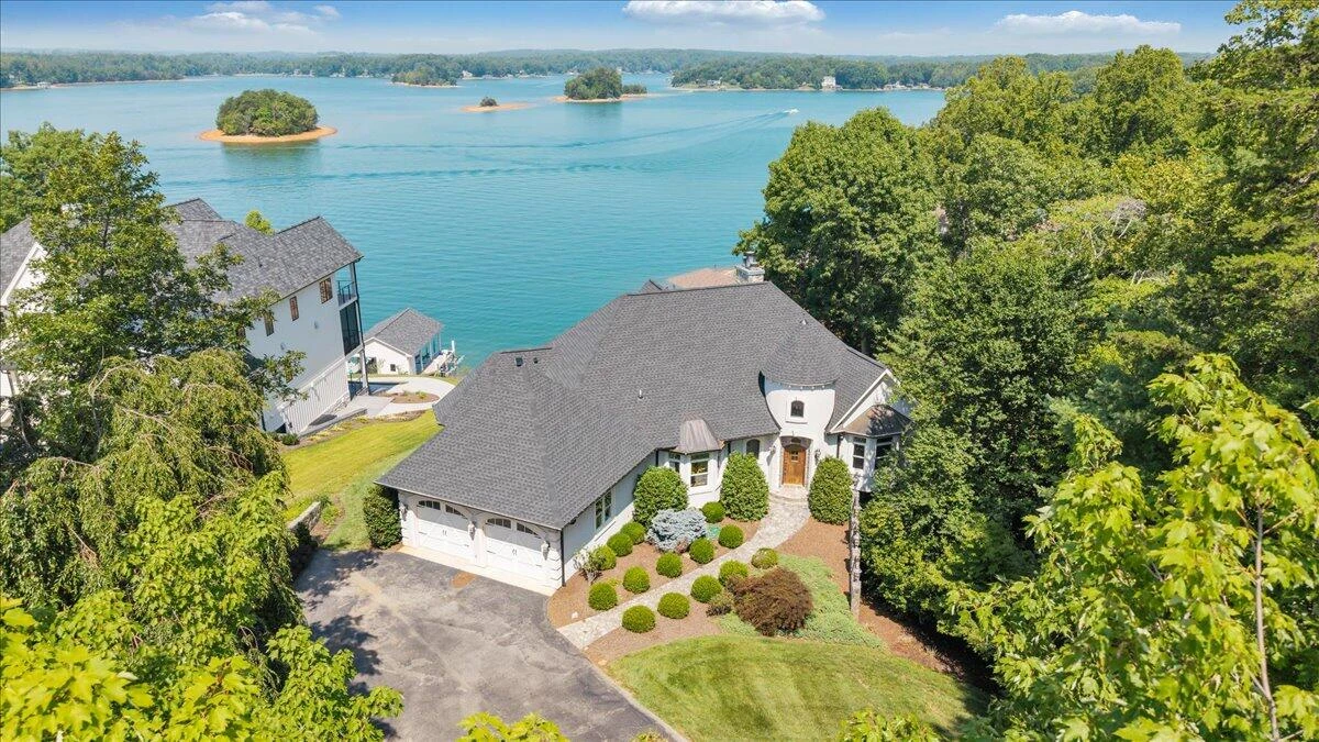 145 Lake Shore DR - Photo 4