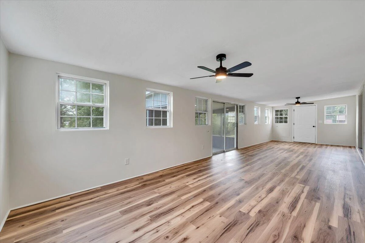 104 Fresh Meadow LN - Photo 18