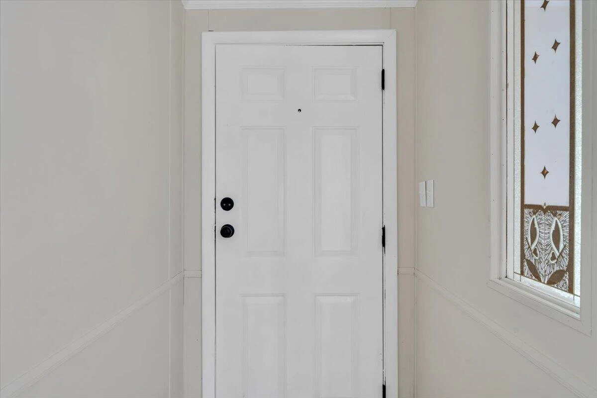 104 Fresh Meadow LN - Photo 4