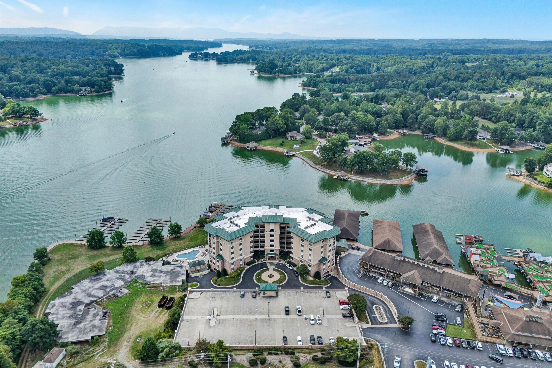 100 Bridgewater Pointe PL #UNIT 607 - Photo 33