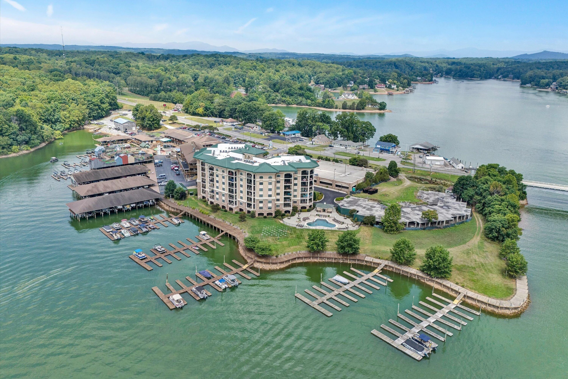 100 Bridgewater Pointe PL #UNIT 607 - Photo 6