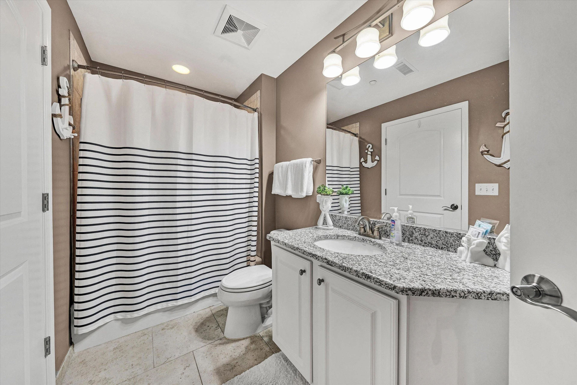 100 Bridgewater Pointe PL #UNIT 607 - Photo 10