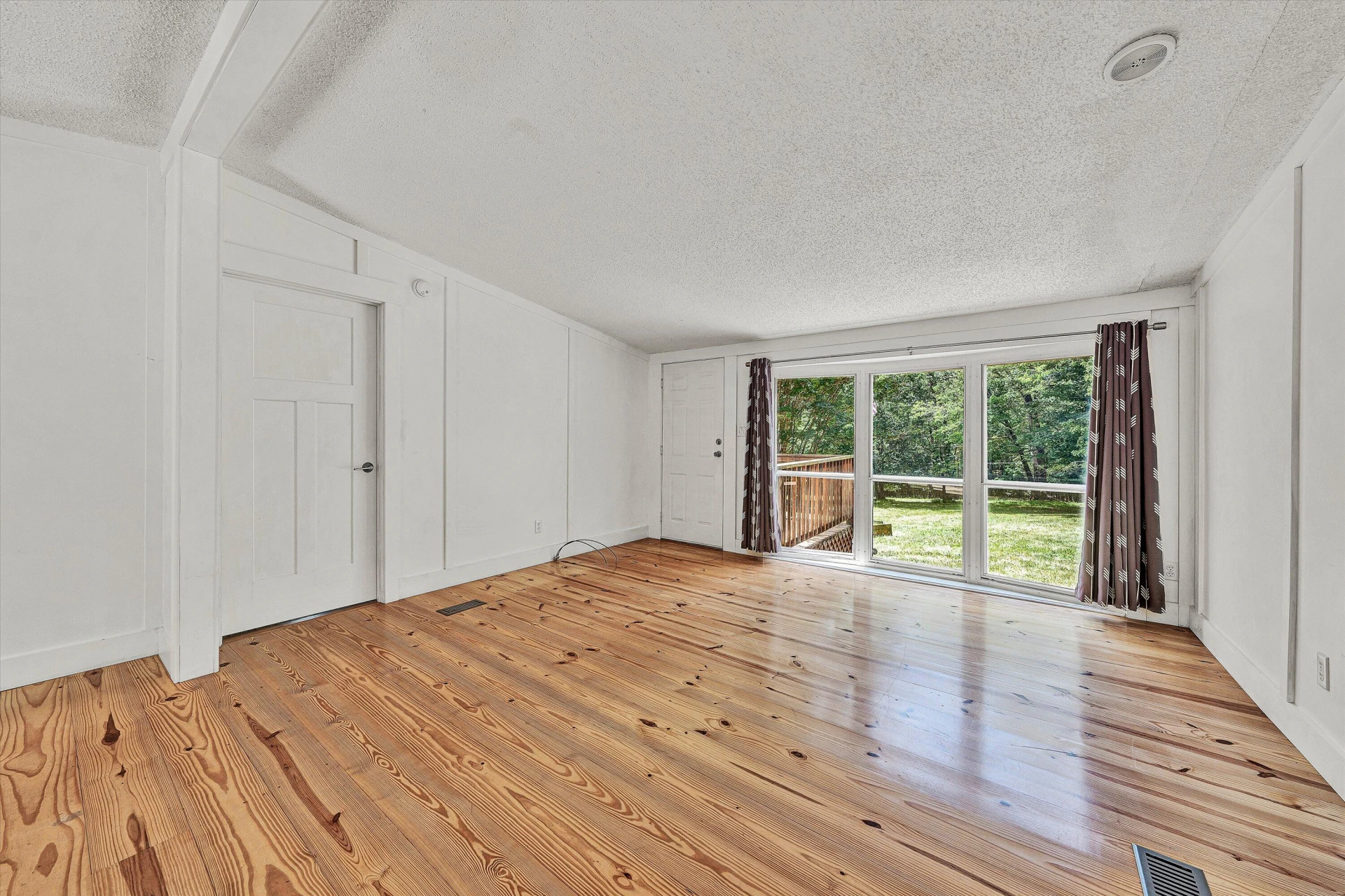 1100 Cox ST - Photo 17