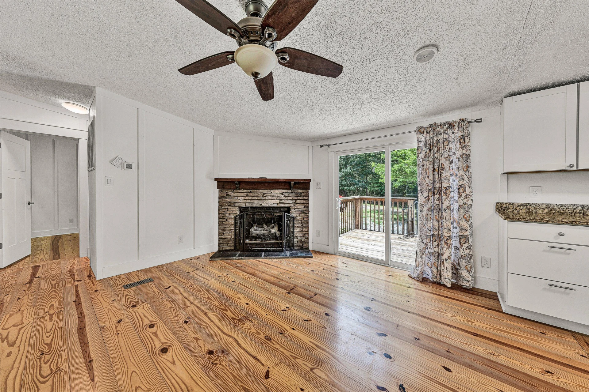 1100 Cox ST - Photo 19