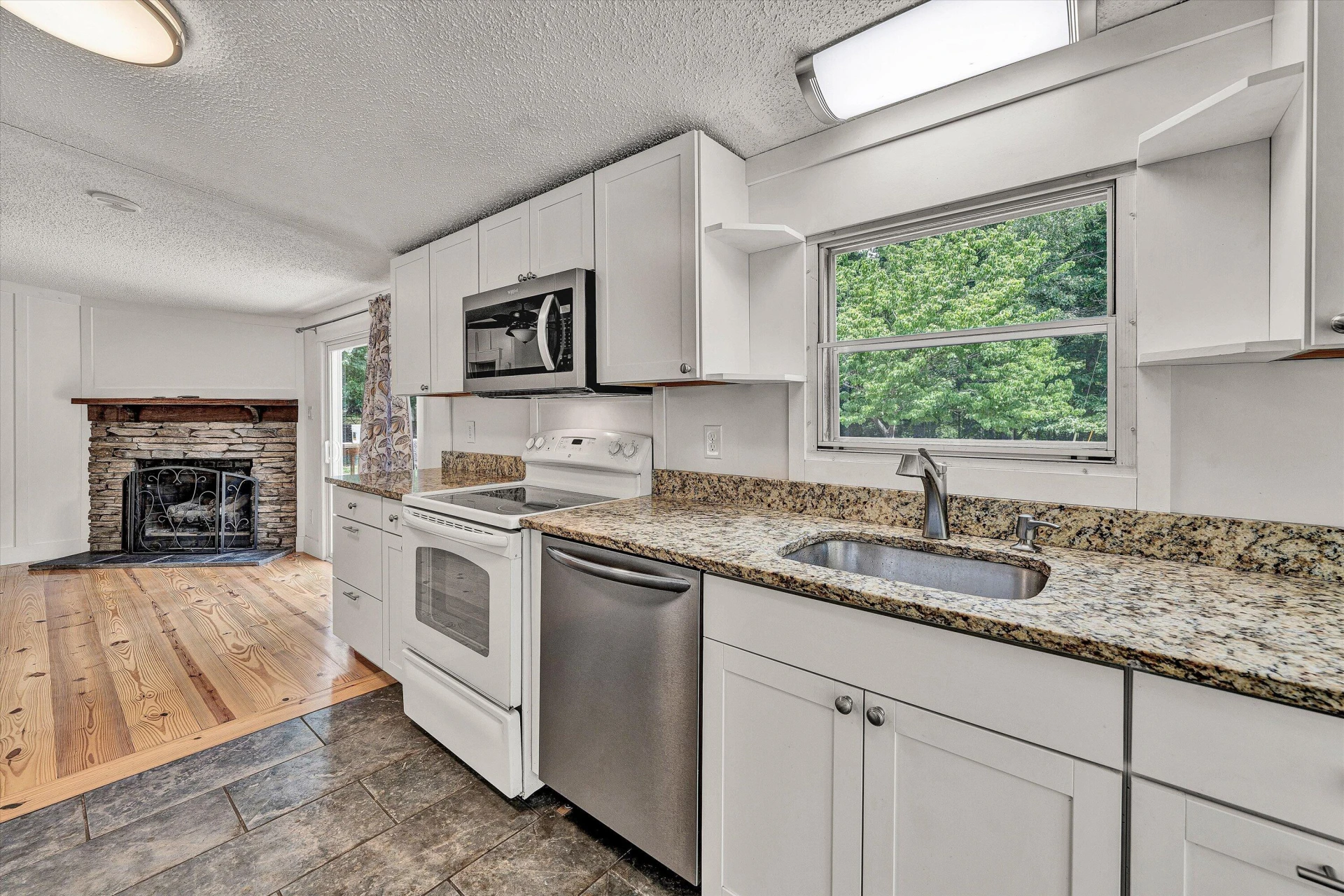 1100 Cox ST - Photo 25