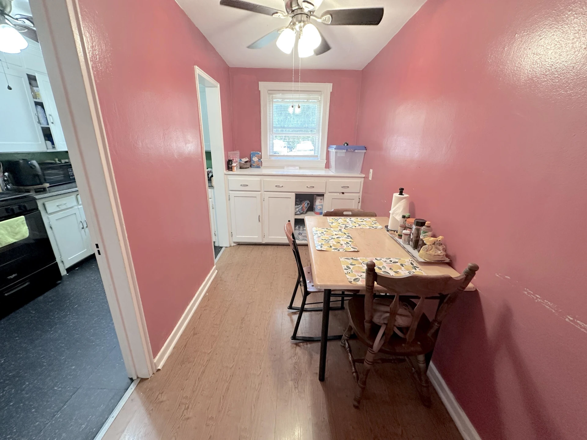 2813 Clarendon AVE NW - Photo 10