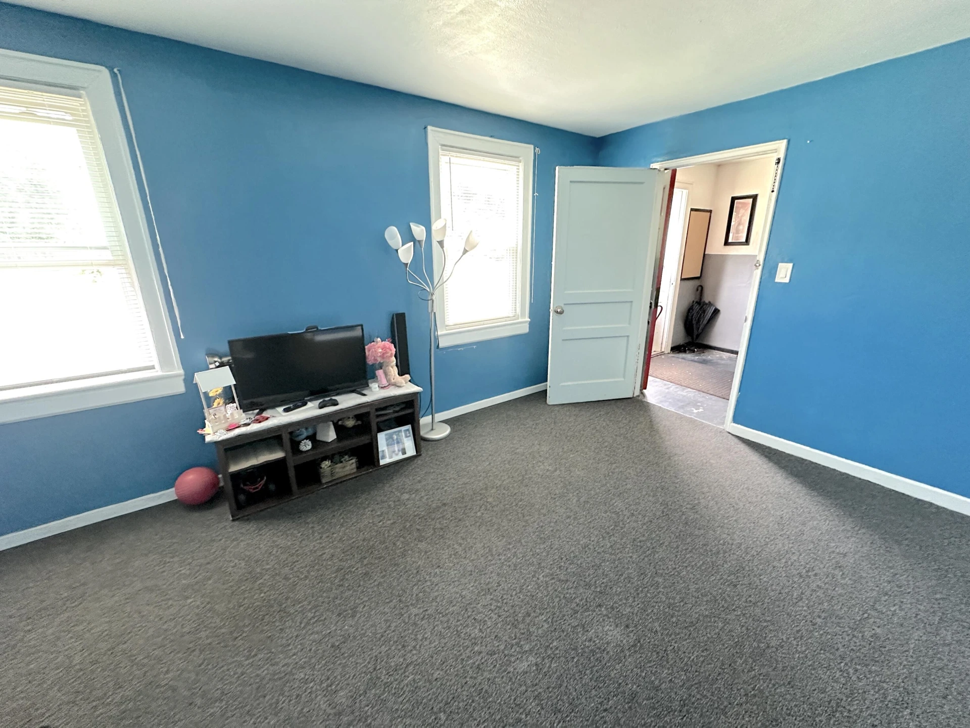 2813 Clarendon AVE NW - Photo 20
