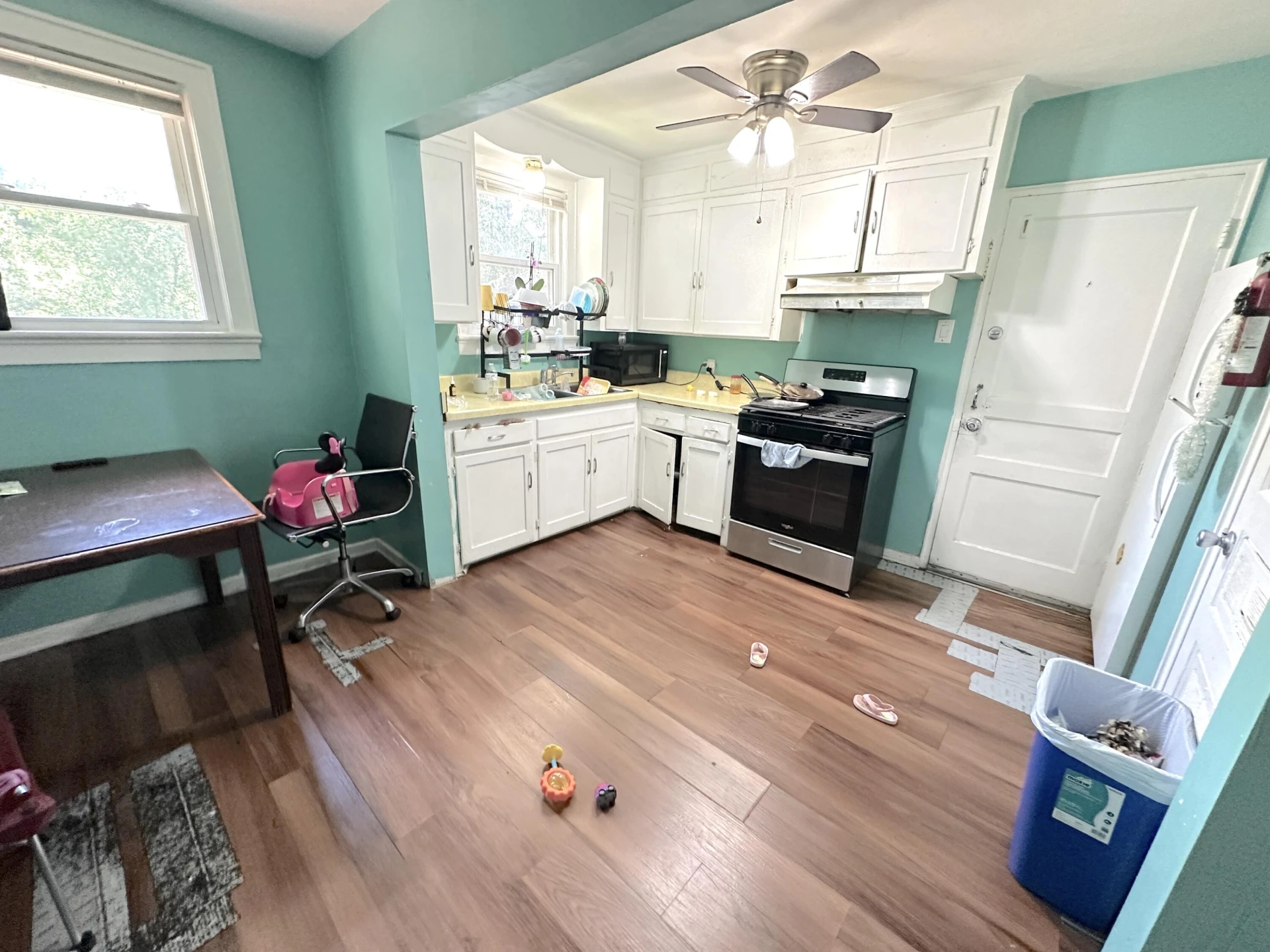 2813 Clarendon AVE NW - Photo 25