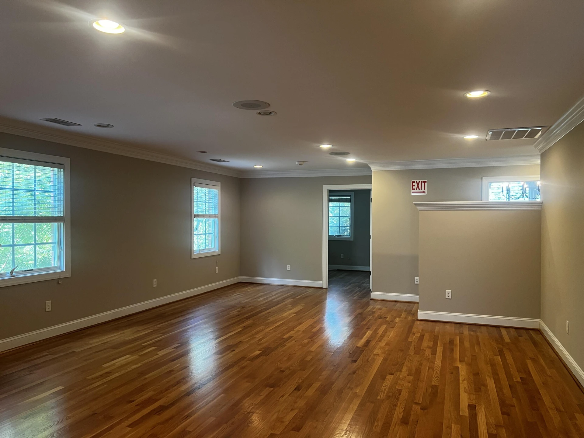 5604 Starkey RD - Photo 4