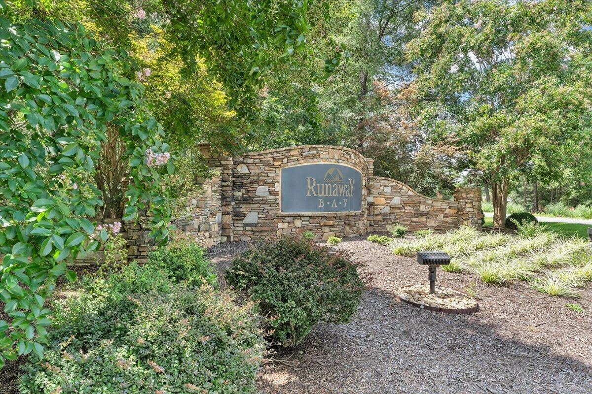 932 Clear Pointe Run - Photo 149