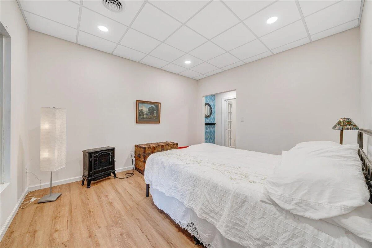 932 Clear Pointe Run - Photo 52