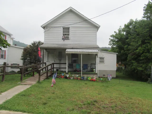 307 Market AVE, Iron Gate, VA, 24448