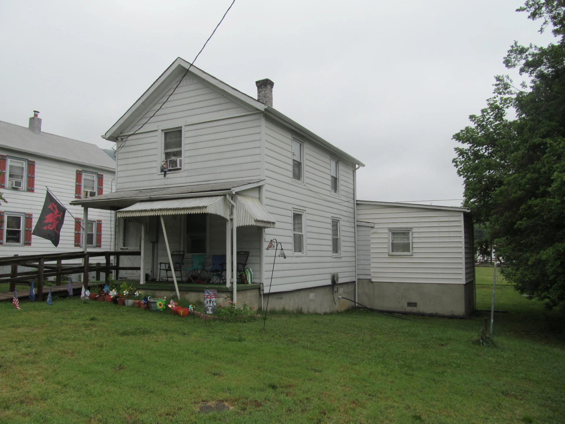 307 Market AVE - Photo 2