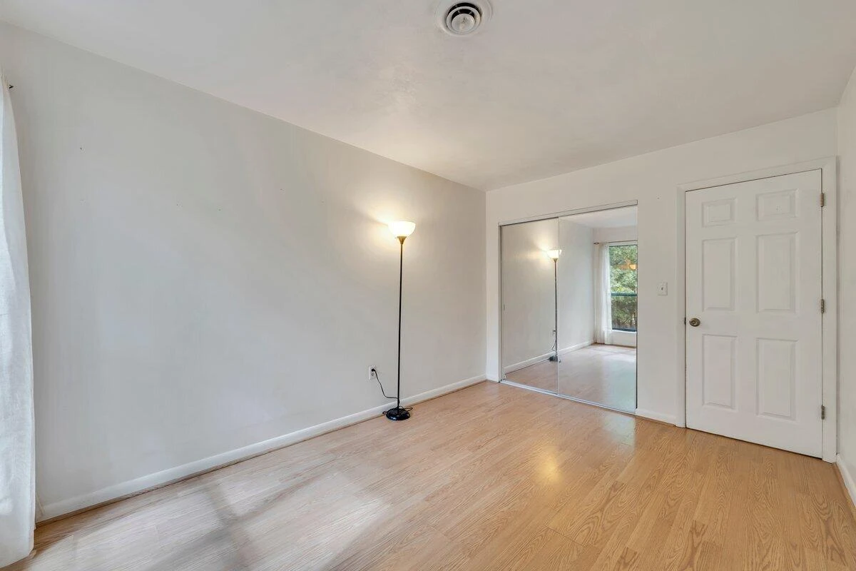 7121 Pine CT - Photo 20
