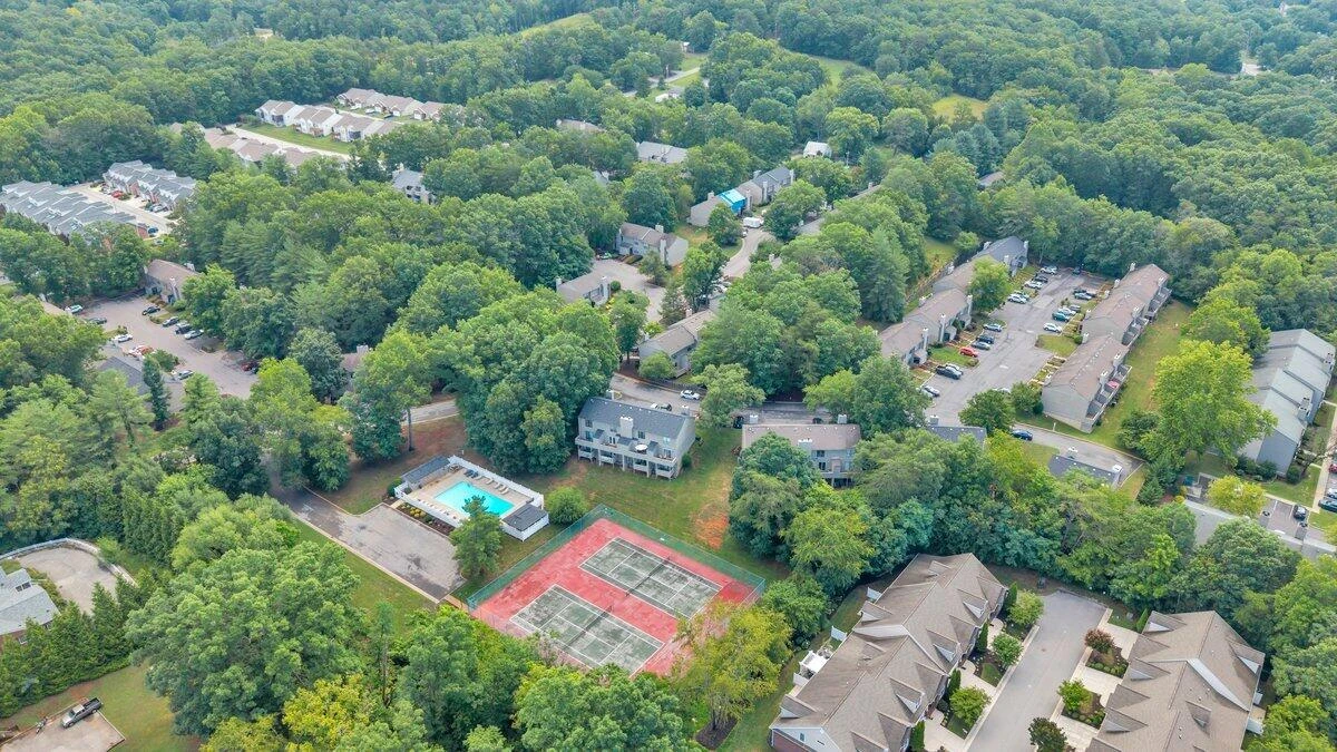 7121 Pine CT - Photo 33