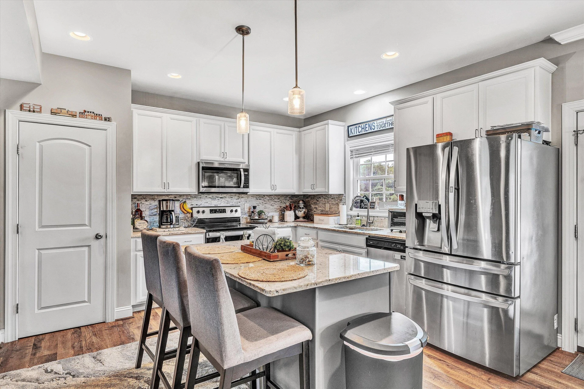 595 Spring Grove DR - Photo 10