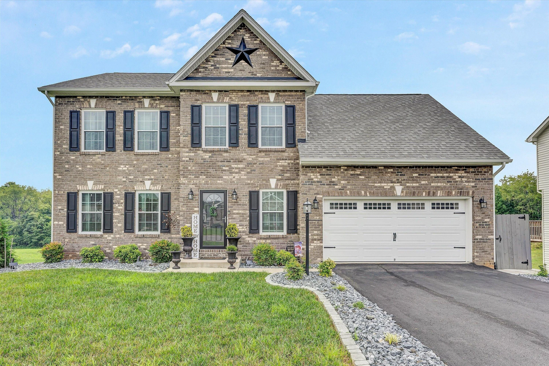 595 Spring Grove DR - Photo 4