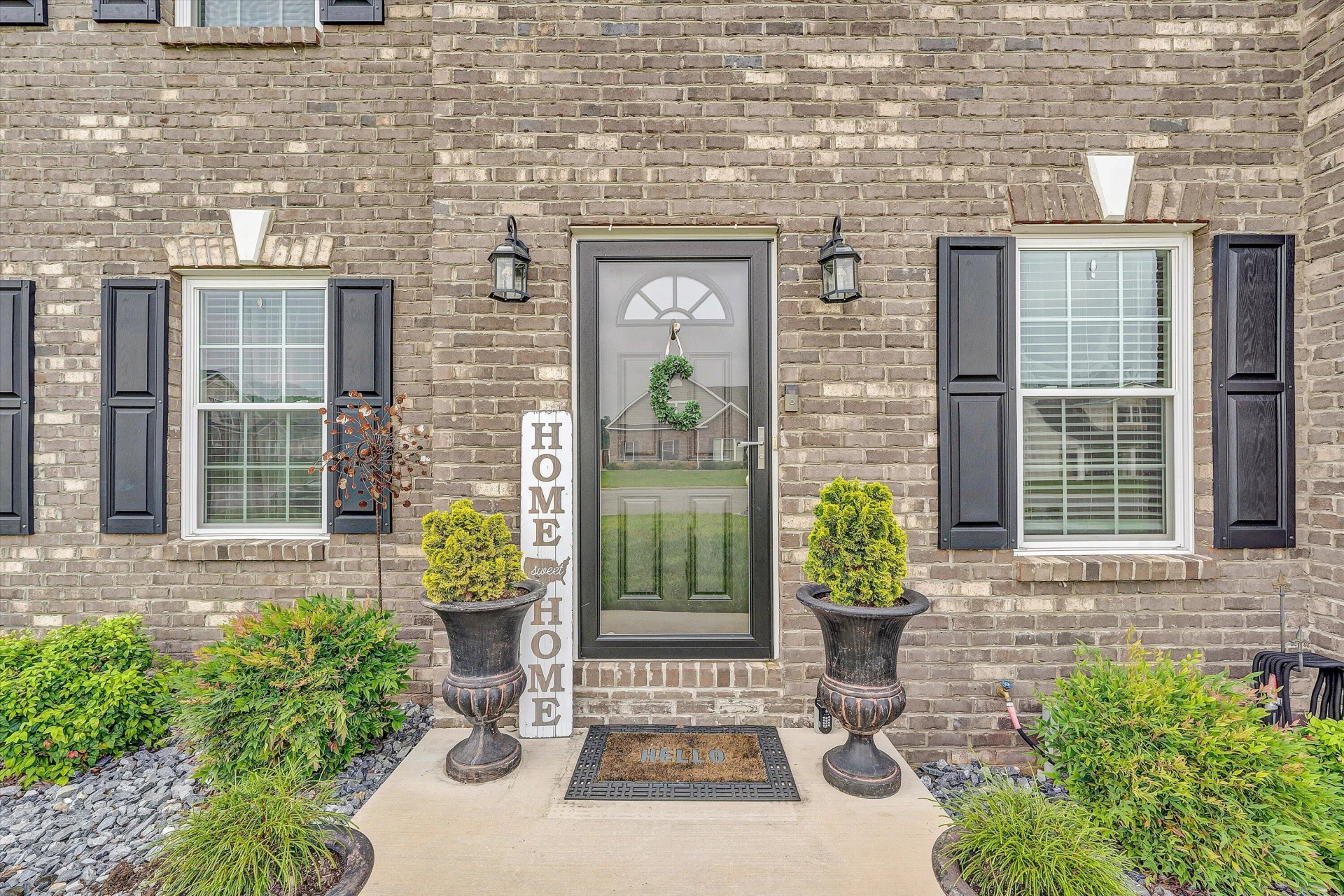 595 Spring Grove DR - Photo 5