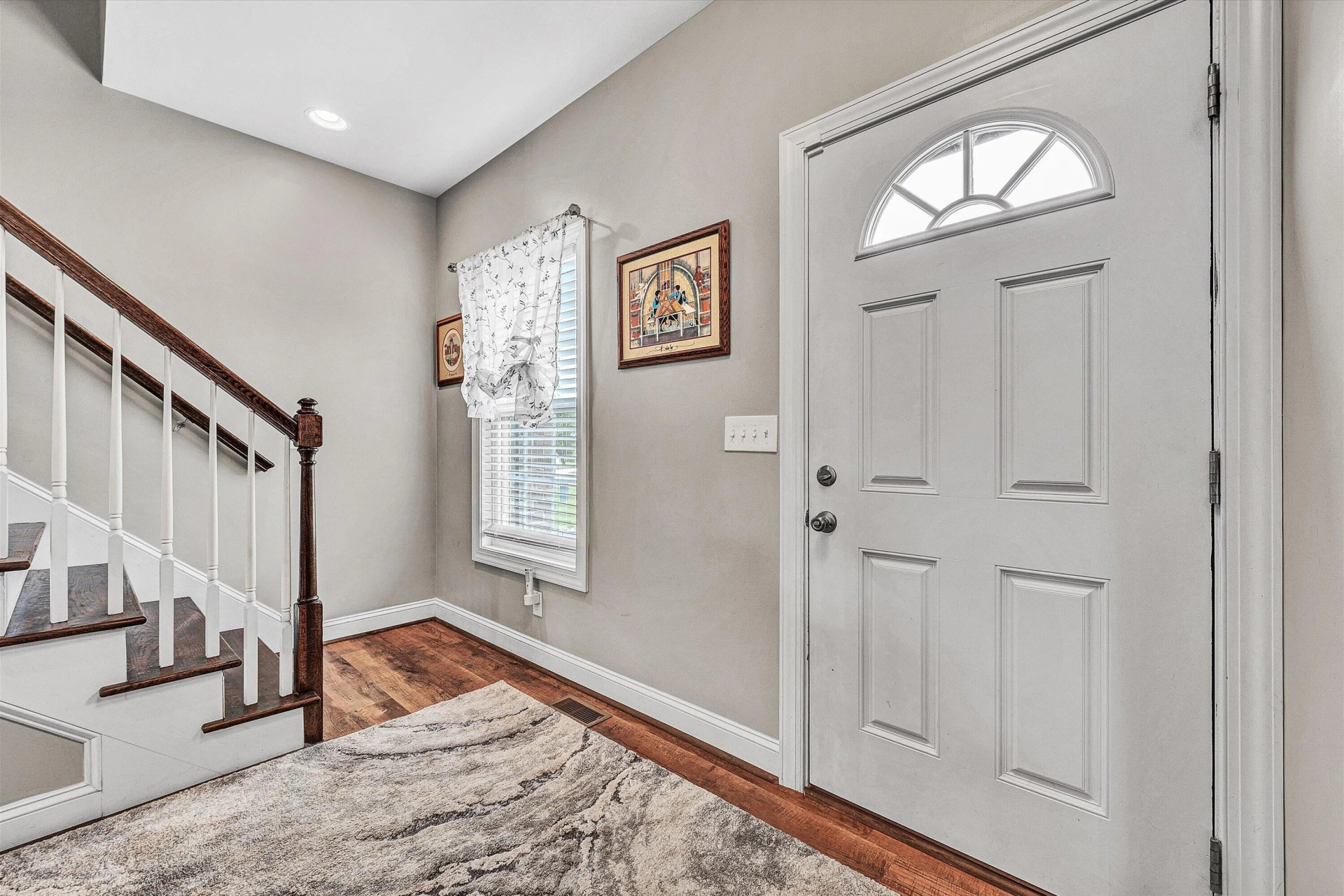 595 Spring Grove DR - Photo 6