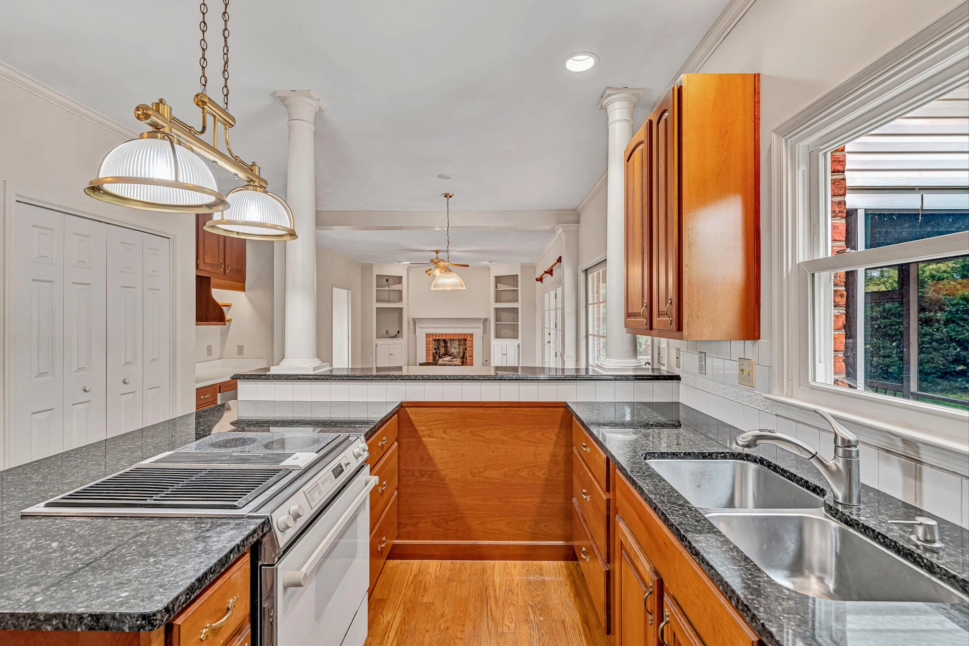1840 Mountain View RD - Photo 12