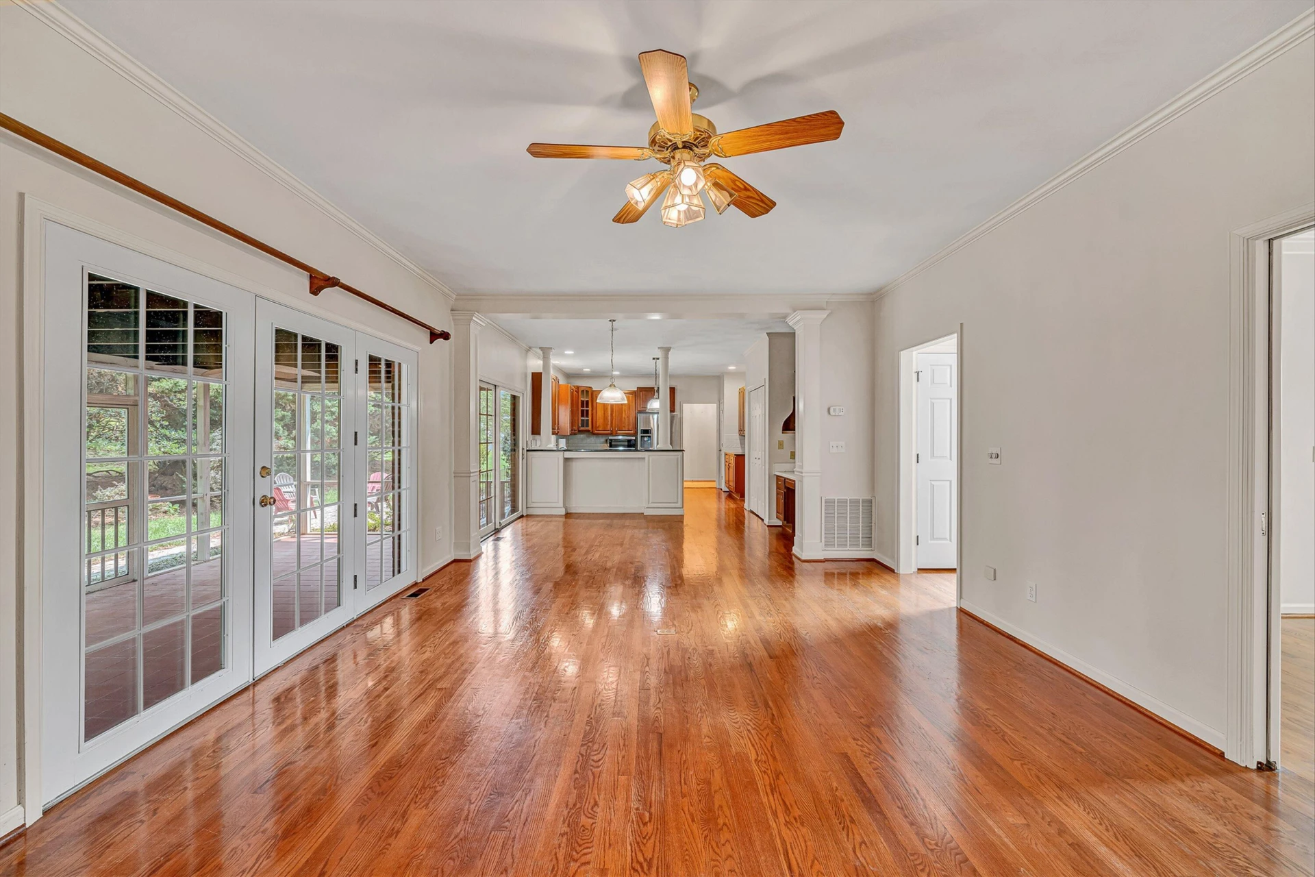 1840 Mountain View RD - Photo 17