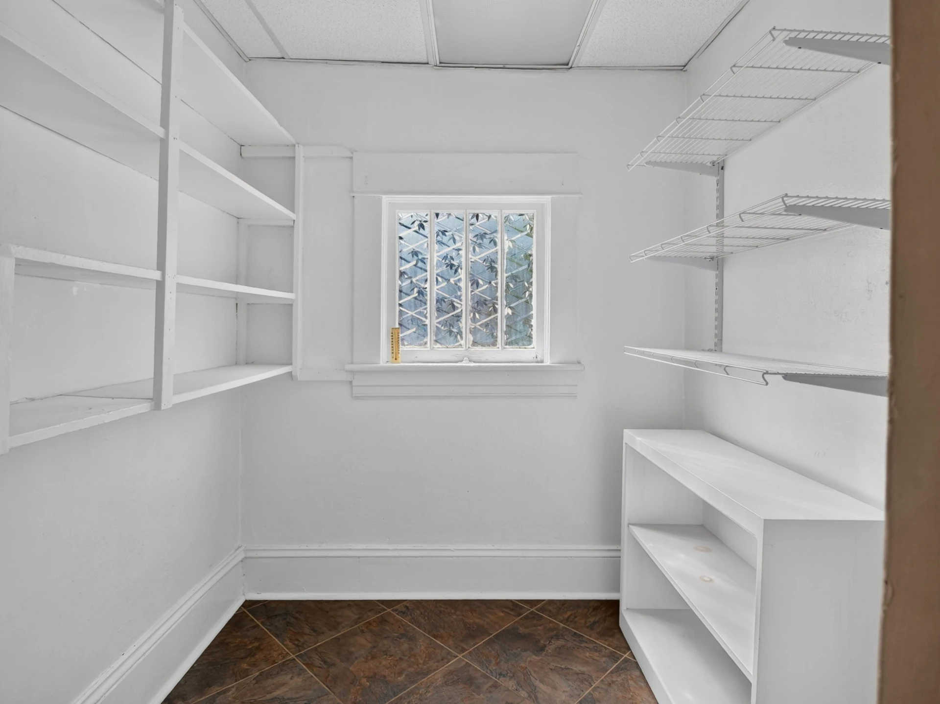 653 Murray AVE SE - Photo 18