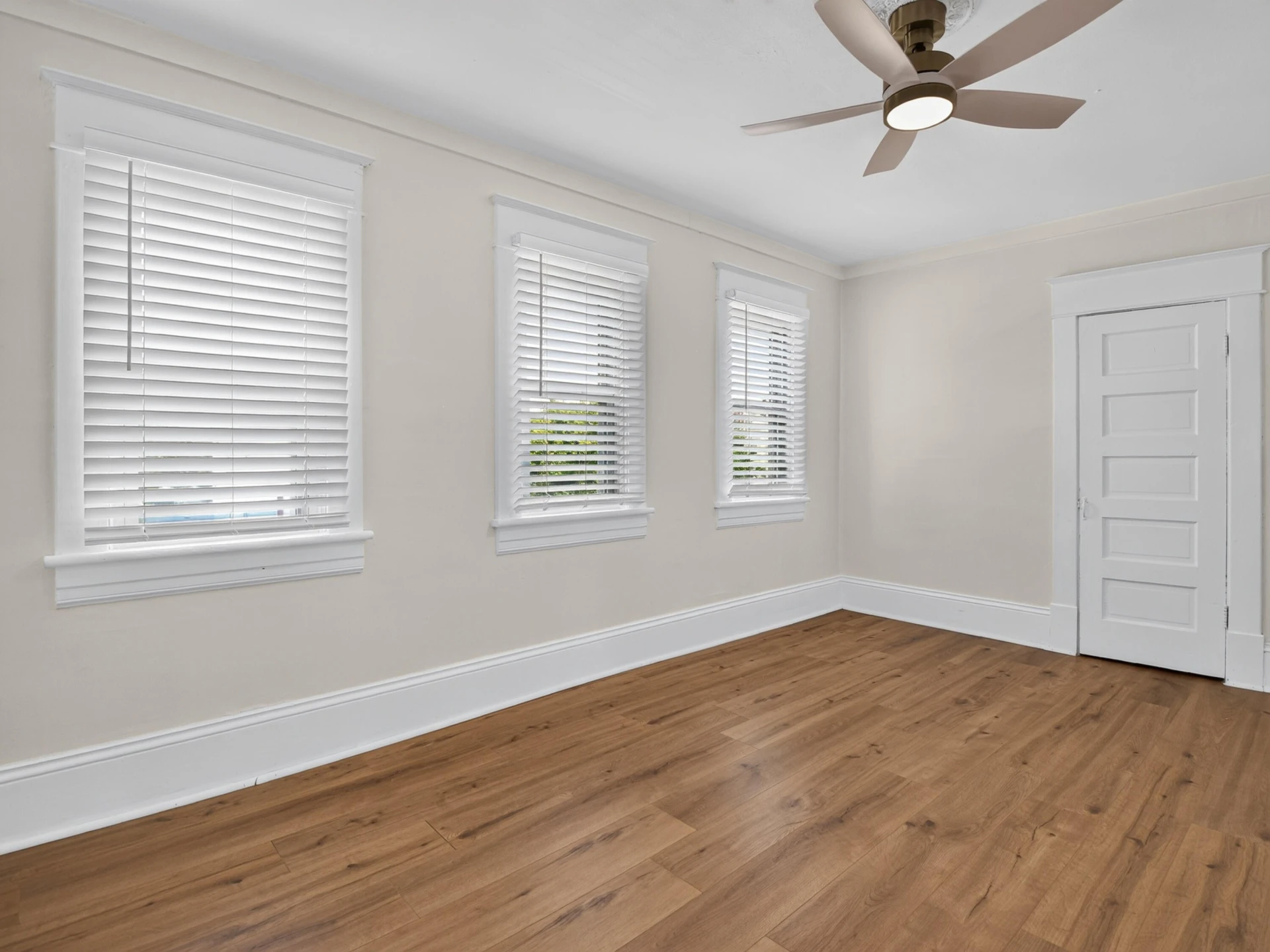 653 Murray AVE SE - Photo 20