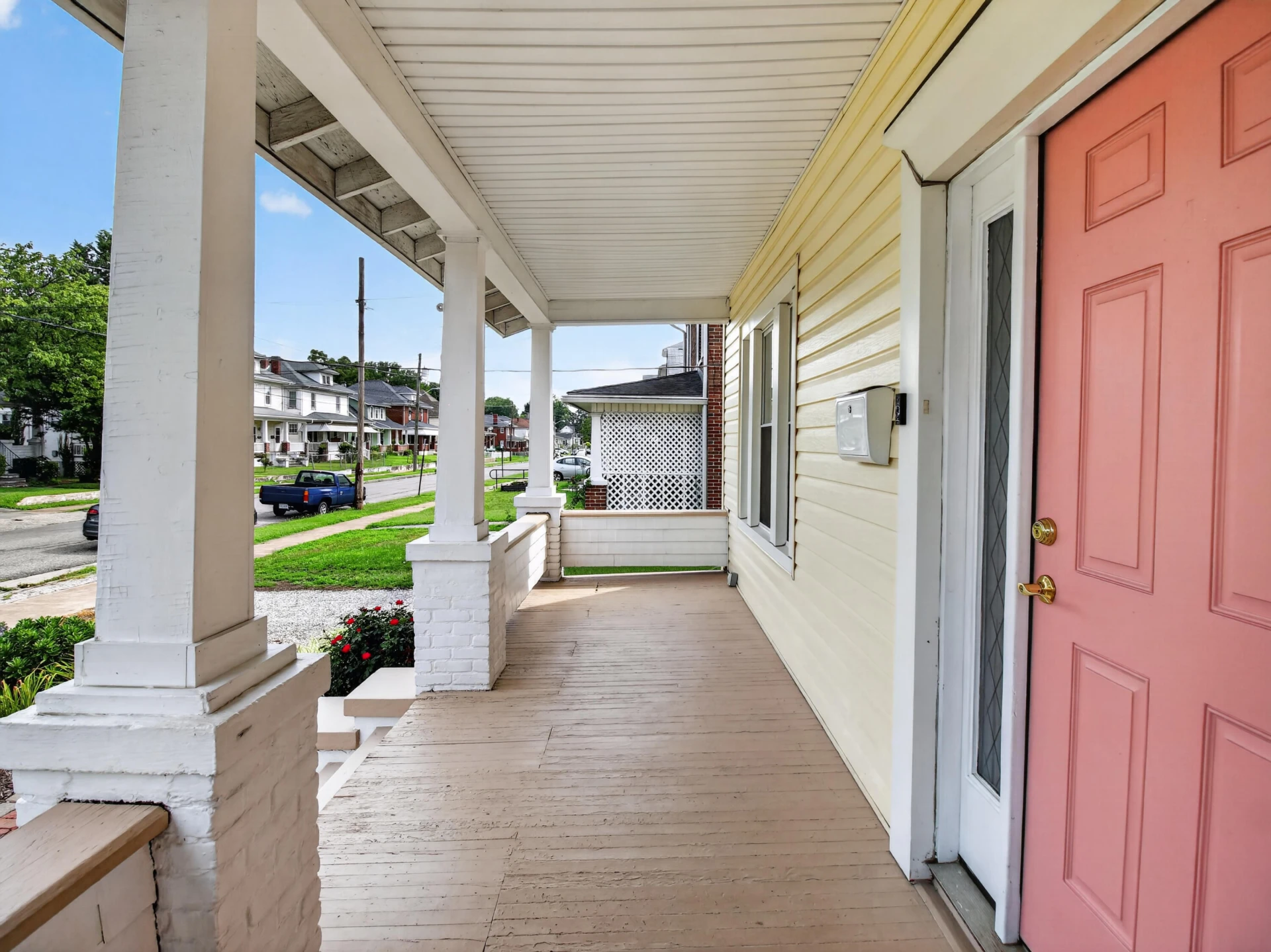 653 Murray AVE SE - Photo 4