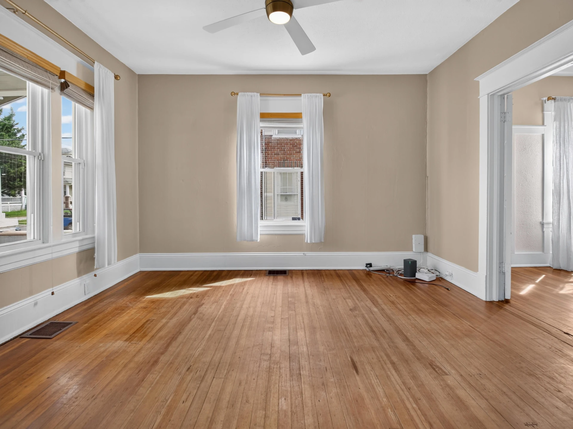 653 Murray AVE SE - Photo 7