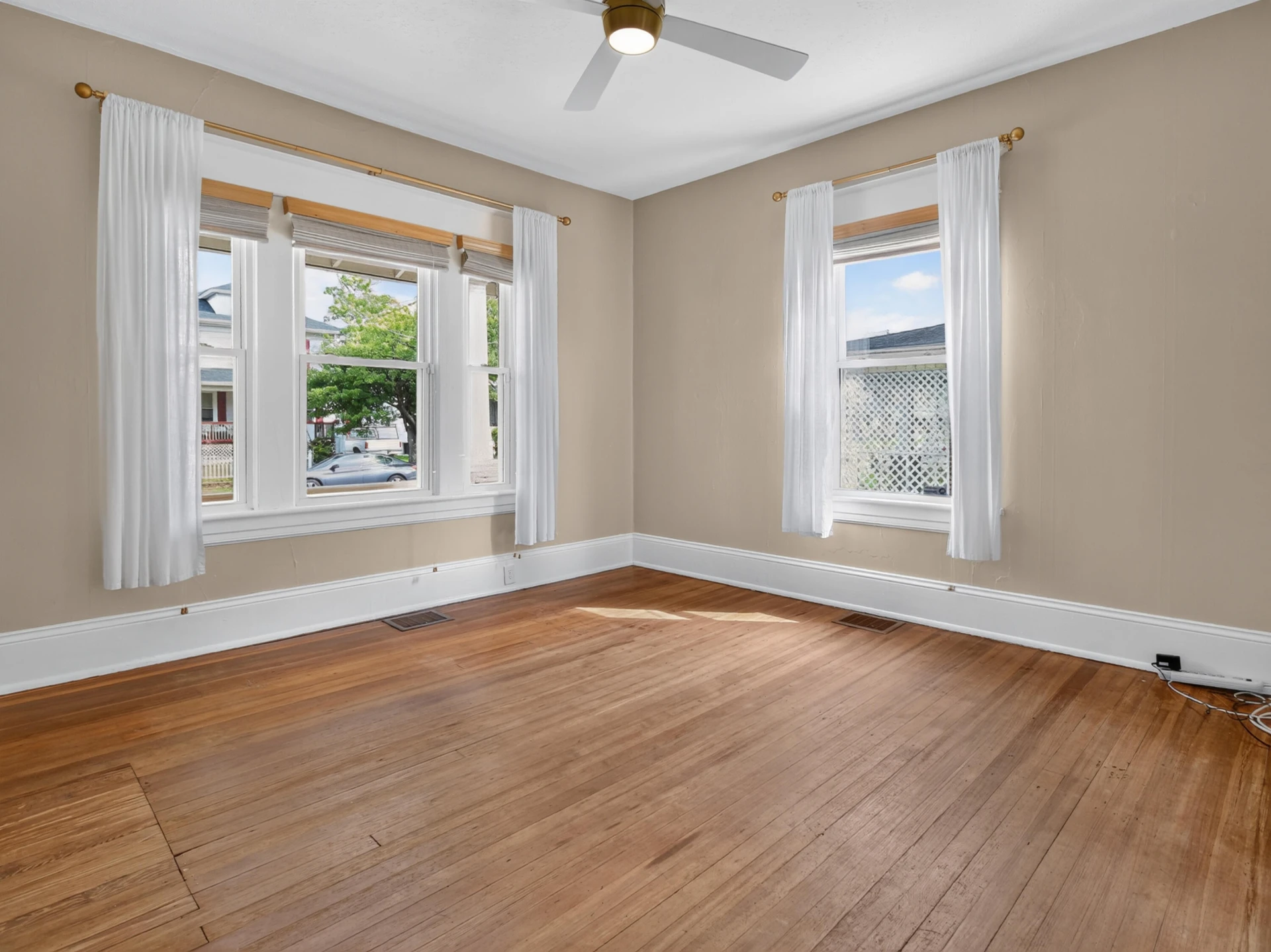 653 Murray AVE SE - Photo 9