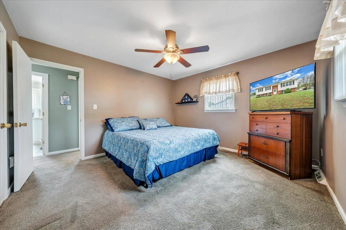 5647 Capito ST - Photo 17