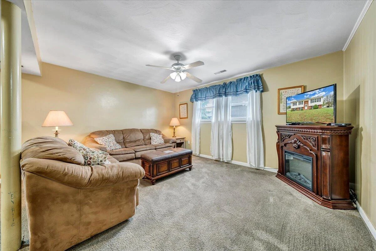 5647 Capito ST - Photo 18