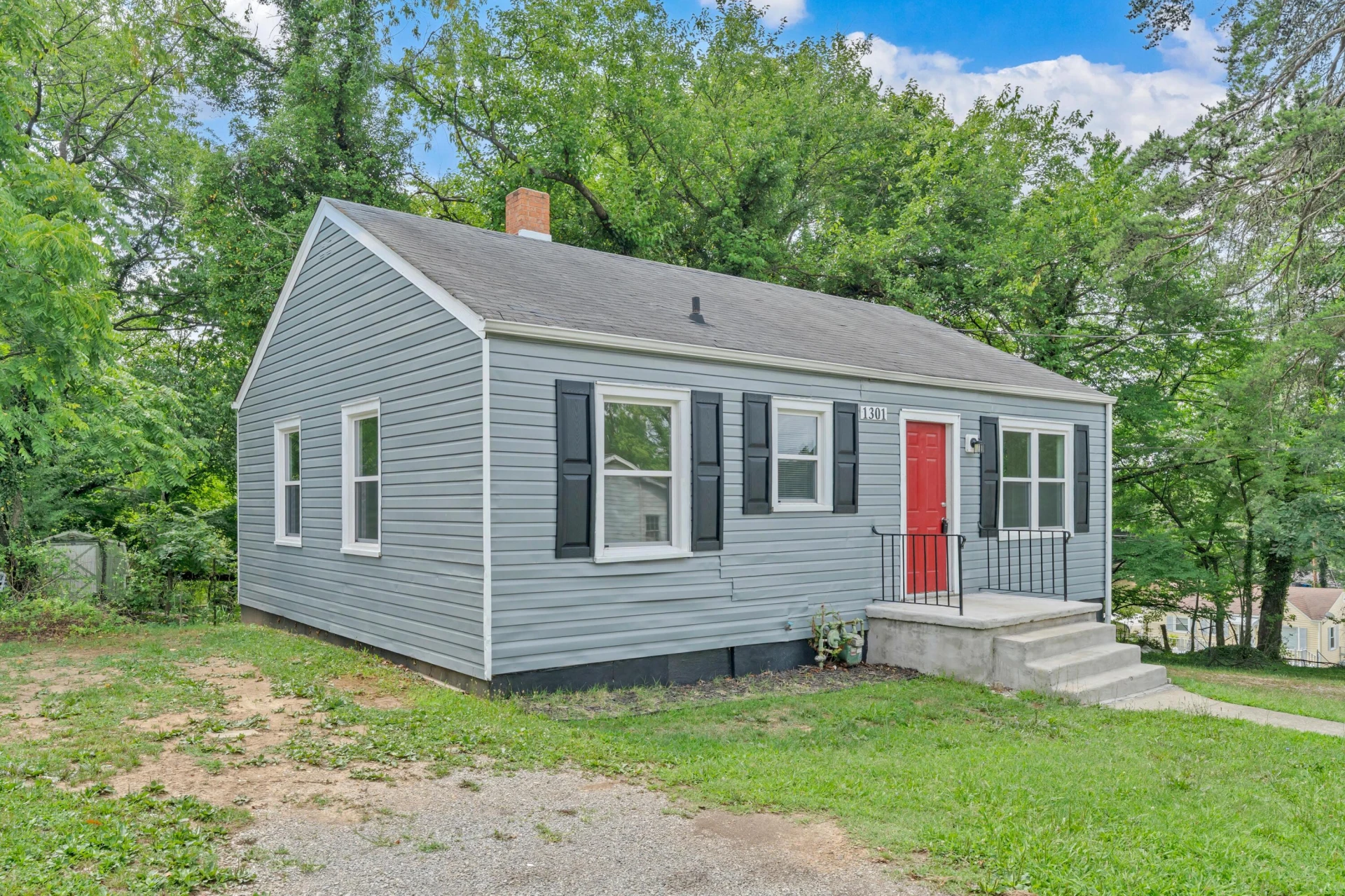 1301 Monroe ST NW - Photo 17