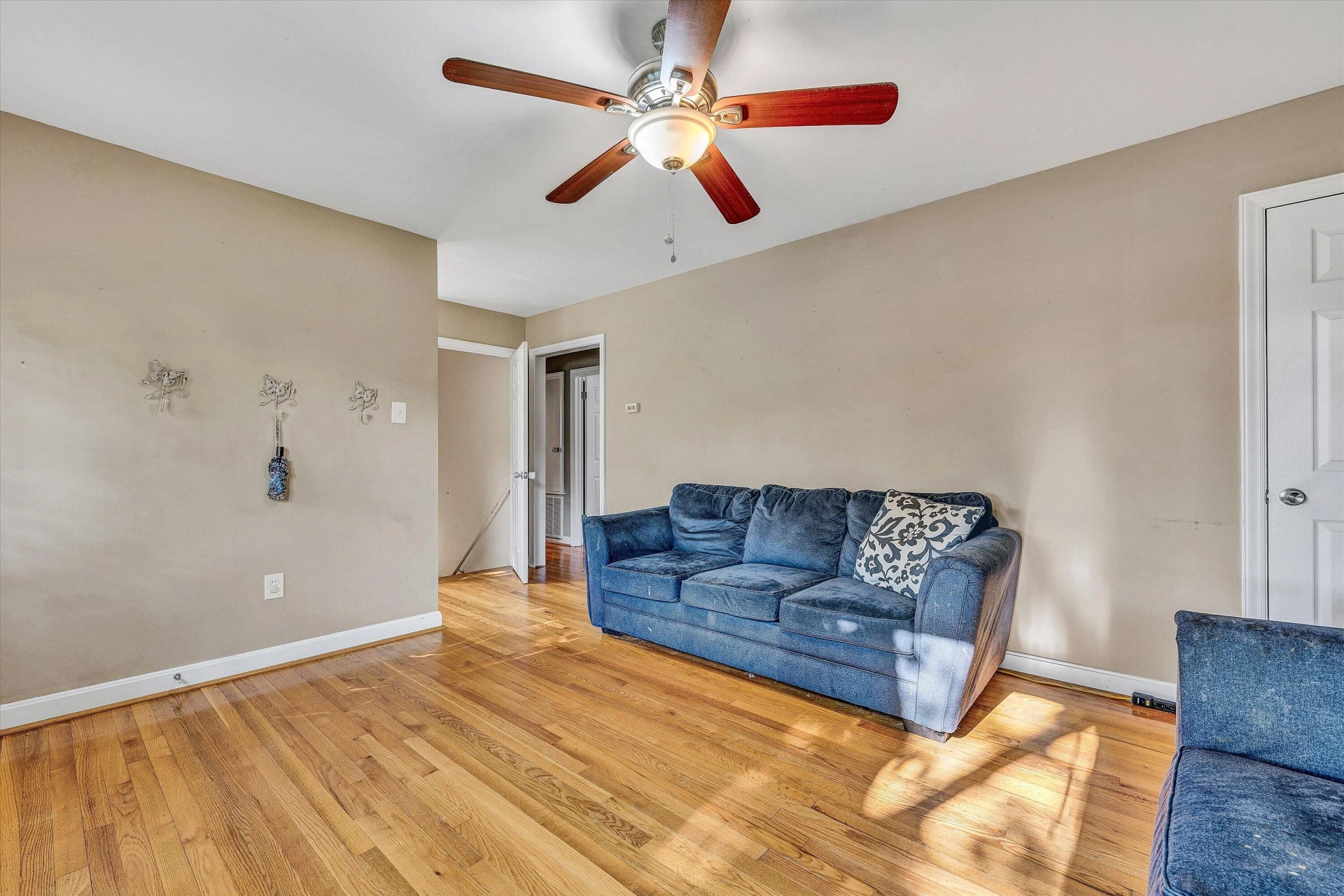 5404 Mayfield ST - Photo 5