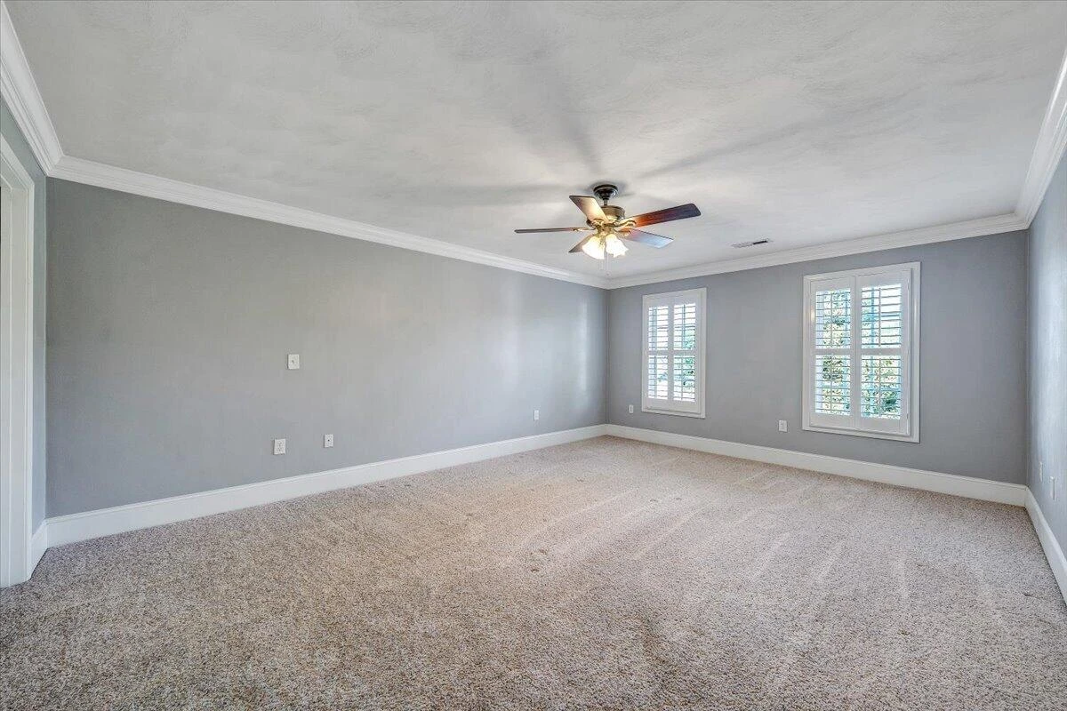 706 Bradford CIR - Photo 23