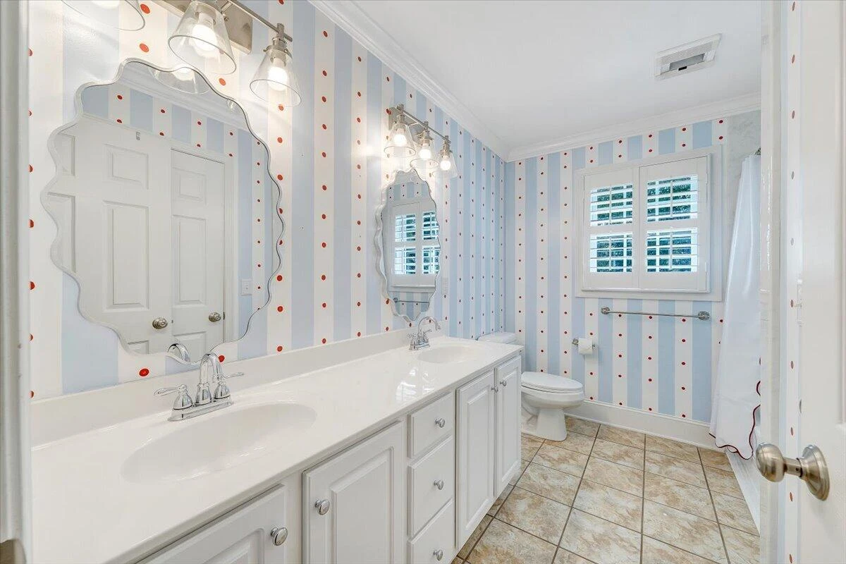 706 Bradford CIR - Photo 33