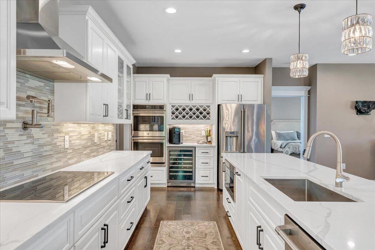 290 Sunset Pointe DR - Photo 14