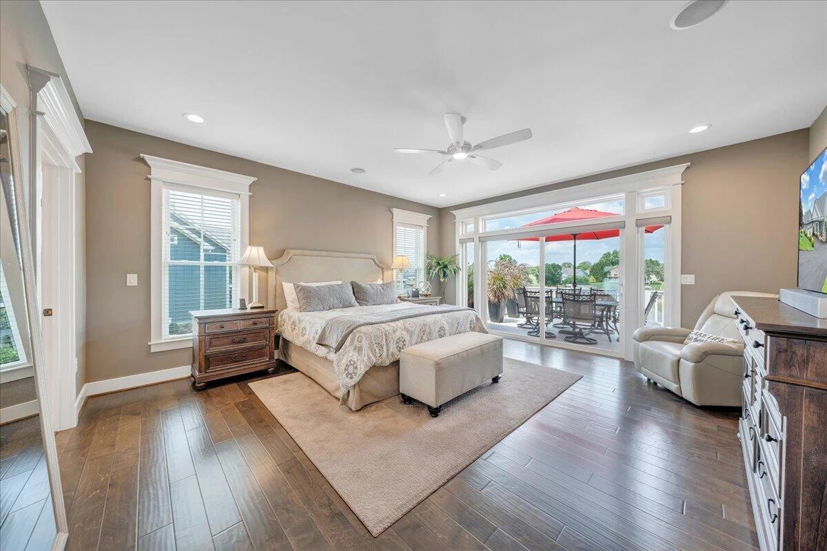 290 Sunset Pointe DR - Photo 17