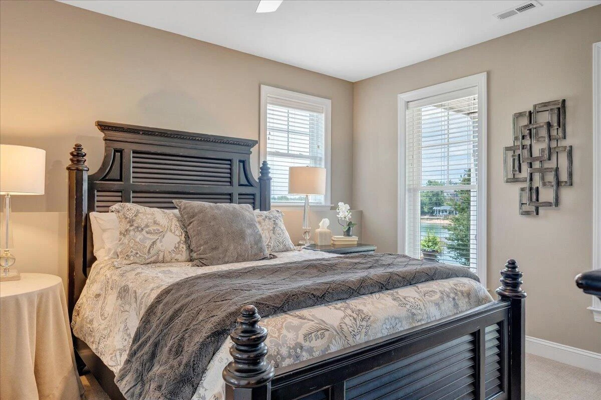 290 Sunset Pointe DR - Photo 35