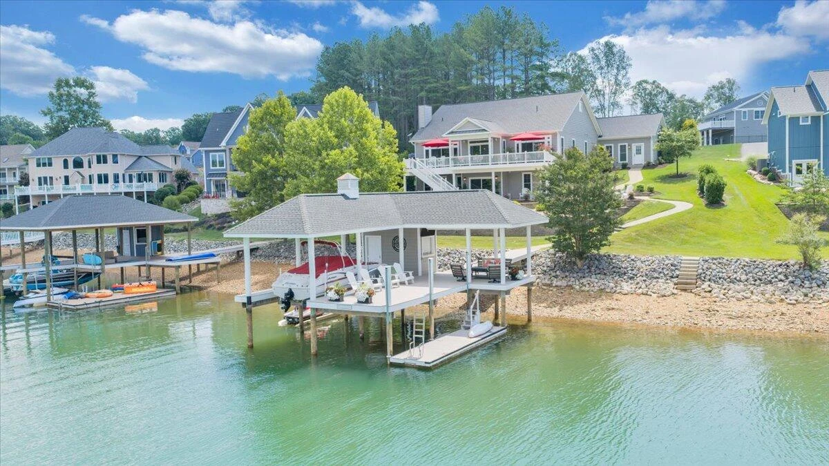 290 Sunset Pointe DR - Photo 59