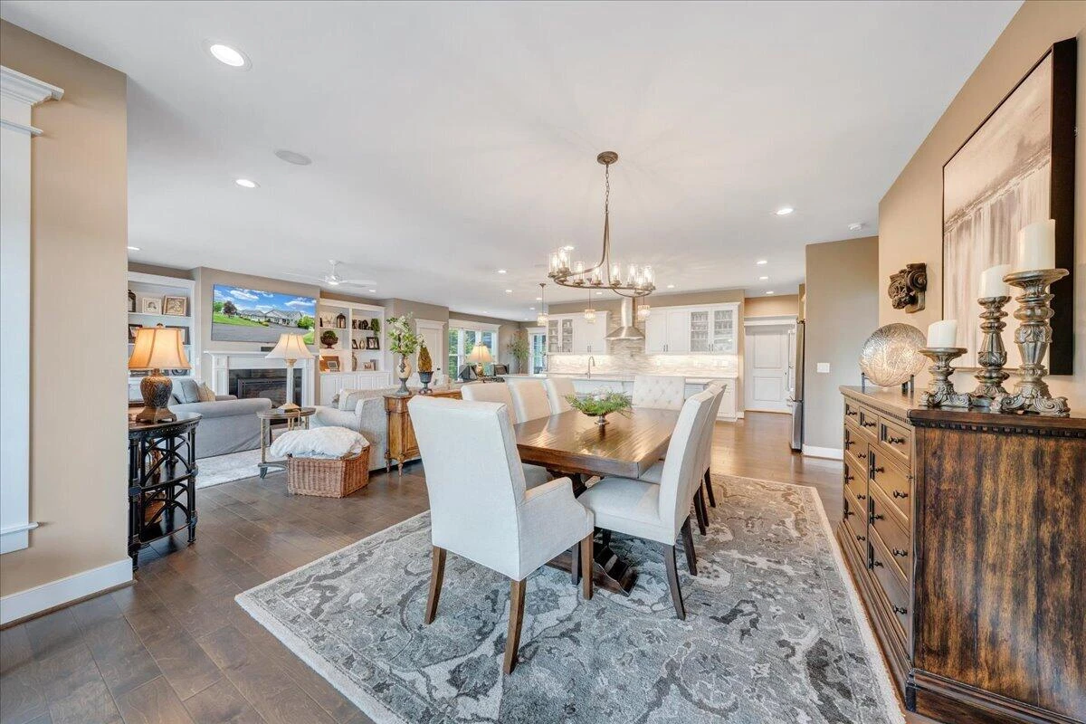 290 Sunset Pointe DR - Photo 8