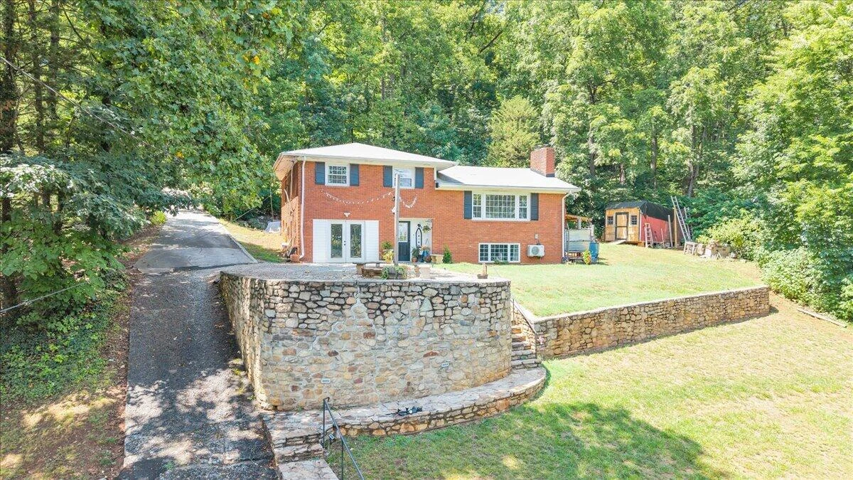 731 Eddies RD - Photo 3