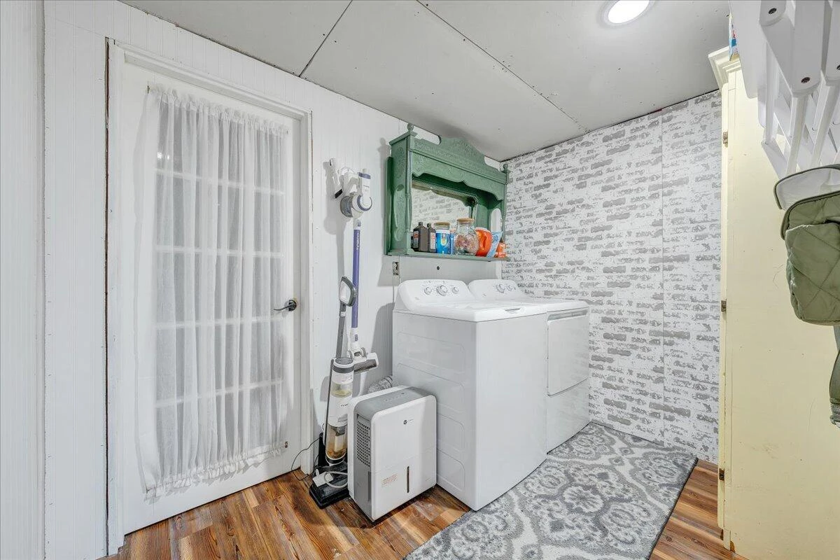 731 Eddies RD - Photo 30