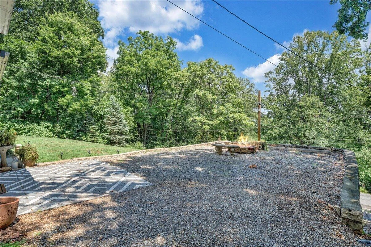 731 Eddies RD - Photo 39