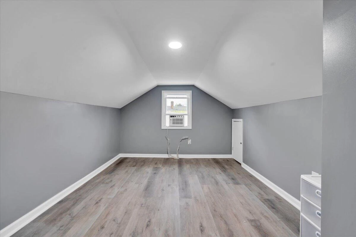 2923 Courtland RD NW - Photo 17